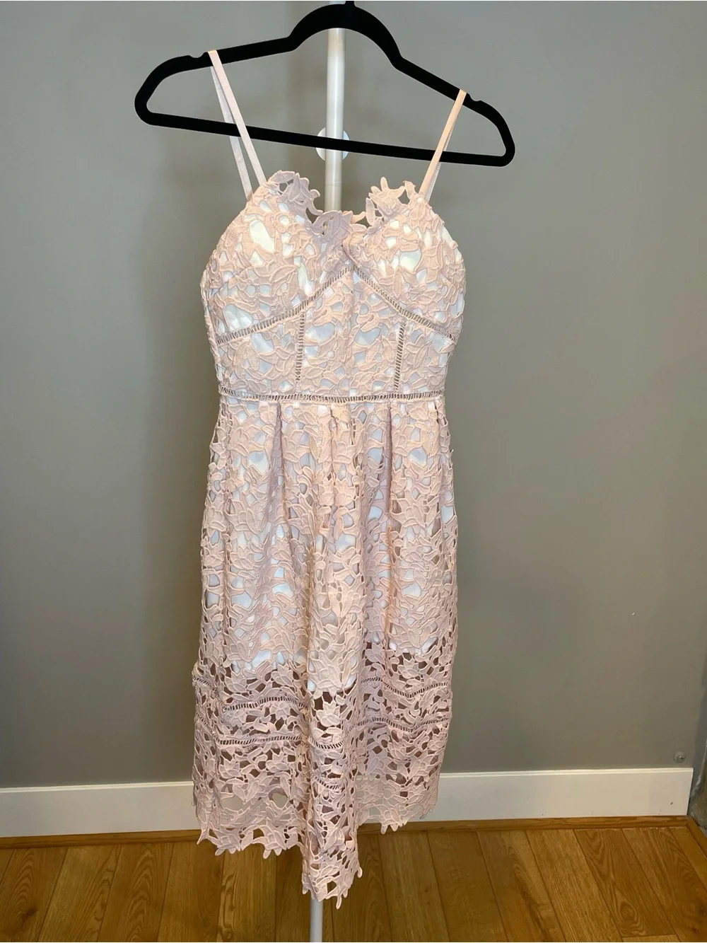 Few Moda New York Lace Midi Dress Blush Pink NWT - XS
